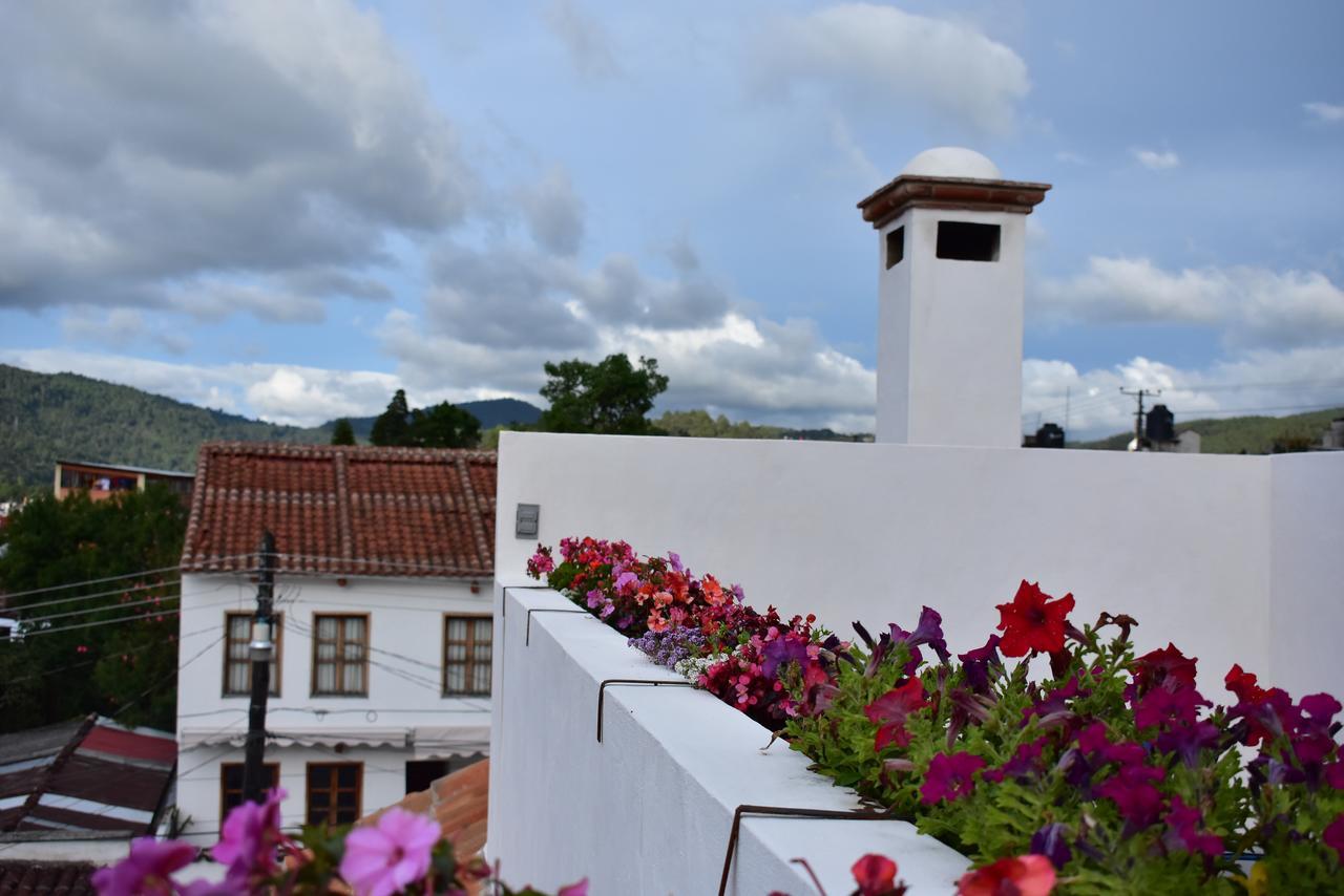 Casa Tequio Hotel San Cristobal de las Casas Luaran gambar