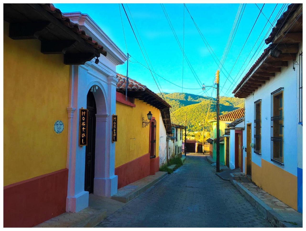 Casa Tequio Hotel San Cristobal de las Casas Luaran gambar